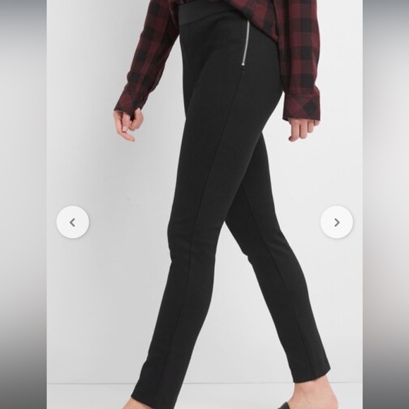 GAP
Black Ponte Leggings with Side Zip - Picture 3 of 4